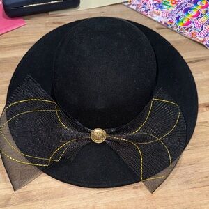 Vintage Black Cloche Wool Hat